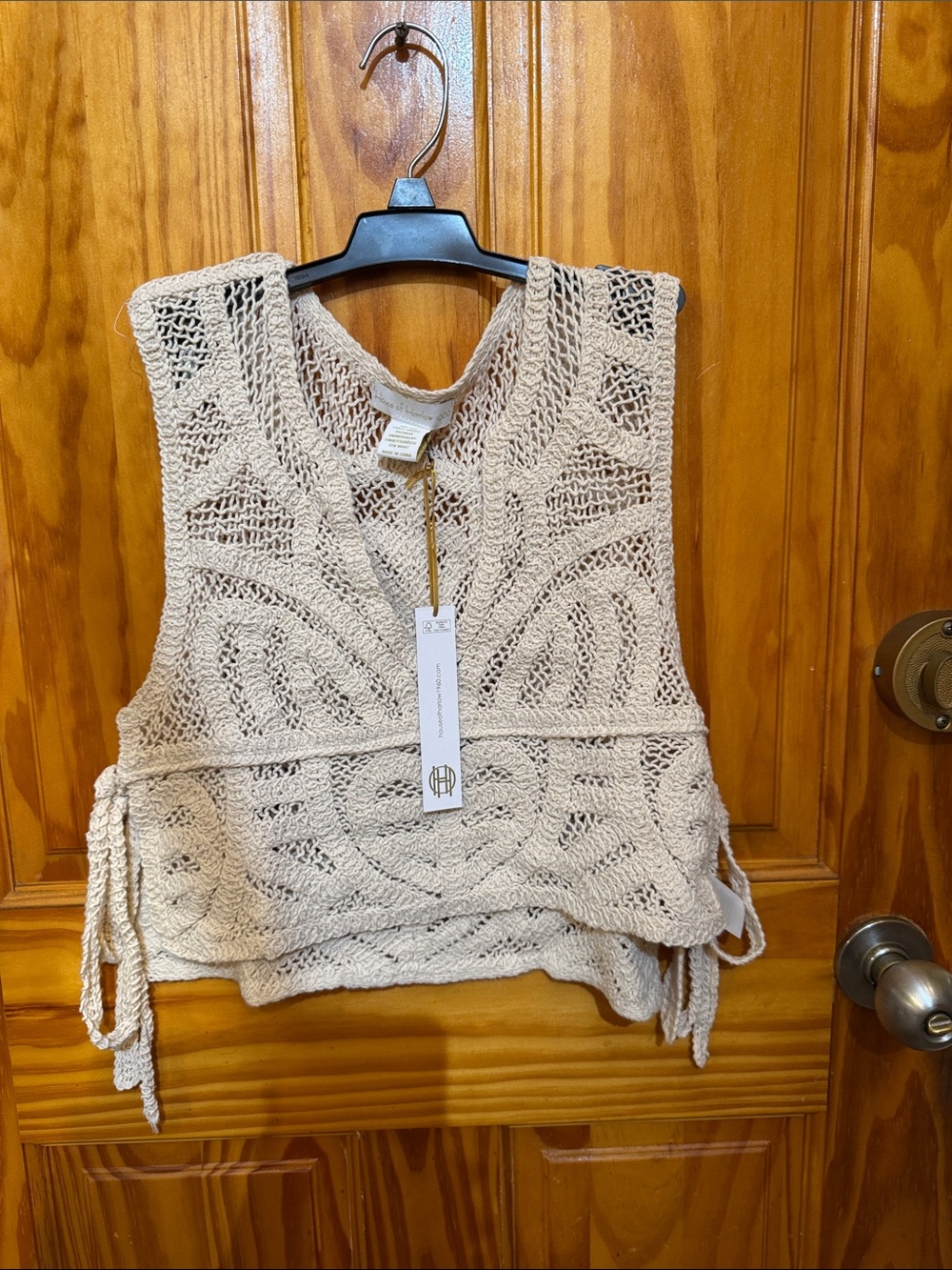 Crochet Knit Sleeveless Tank Top - Cream